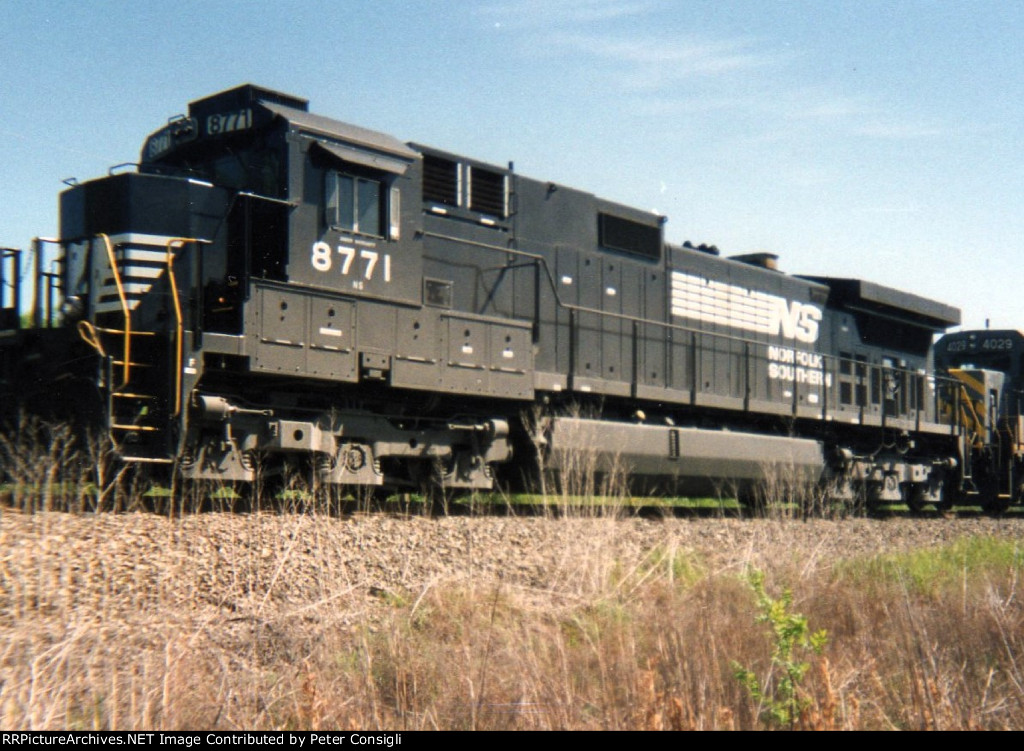 NS 8771